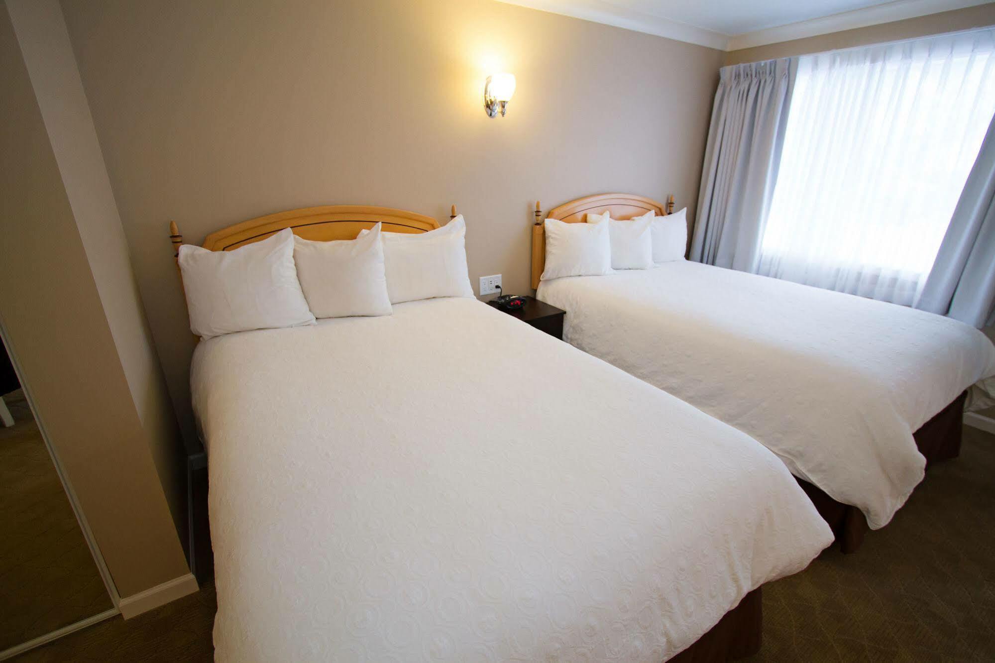 Glenwood & Motel 3*